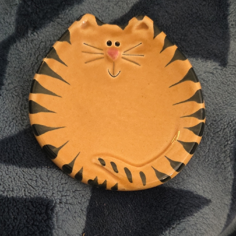 Ceramic Cat Dish - Orange and Black